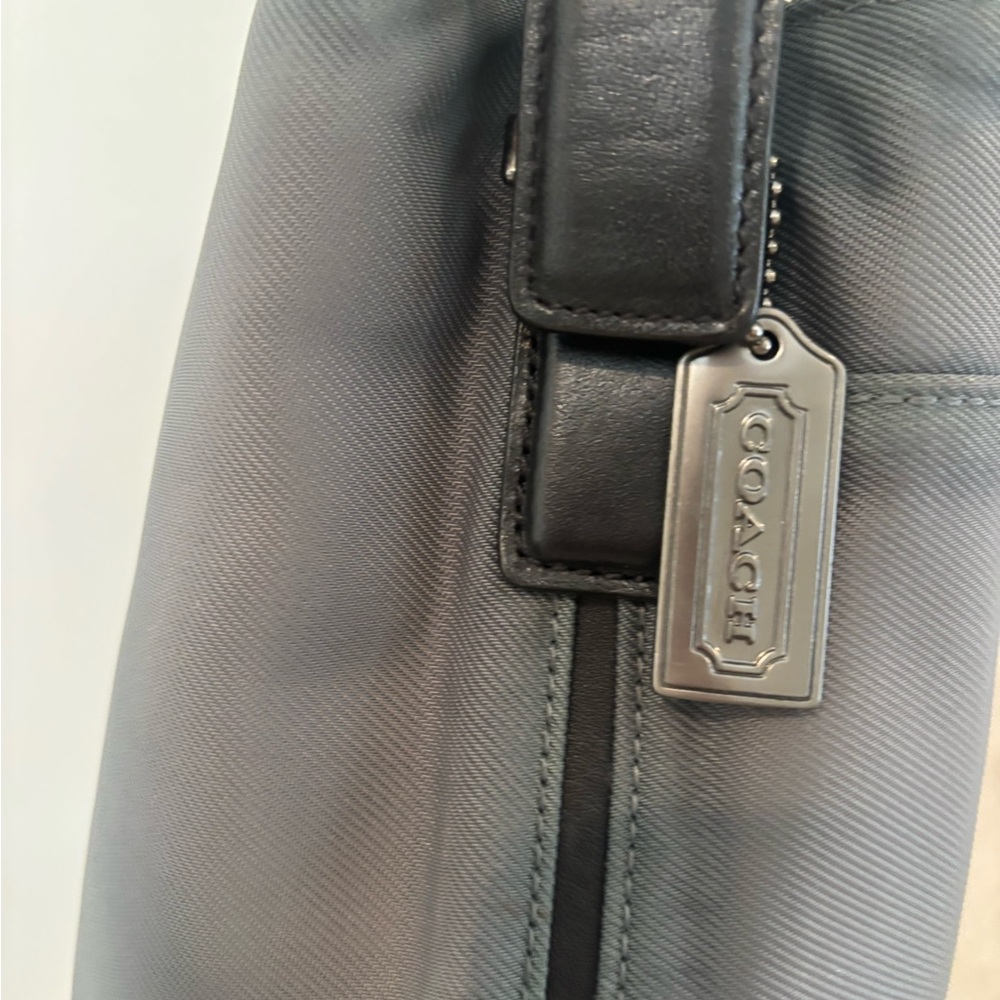 Coach Elegant Black & Dark Gray Women's Bag - Picture 5 of 14